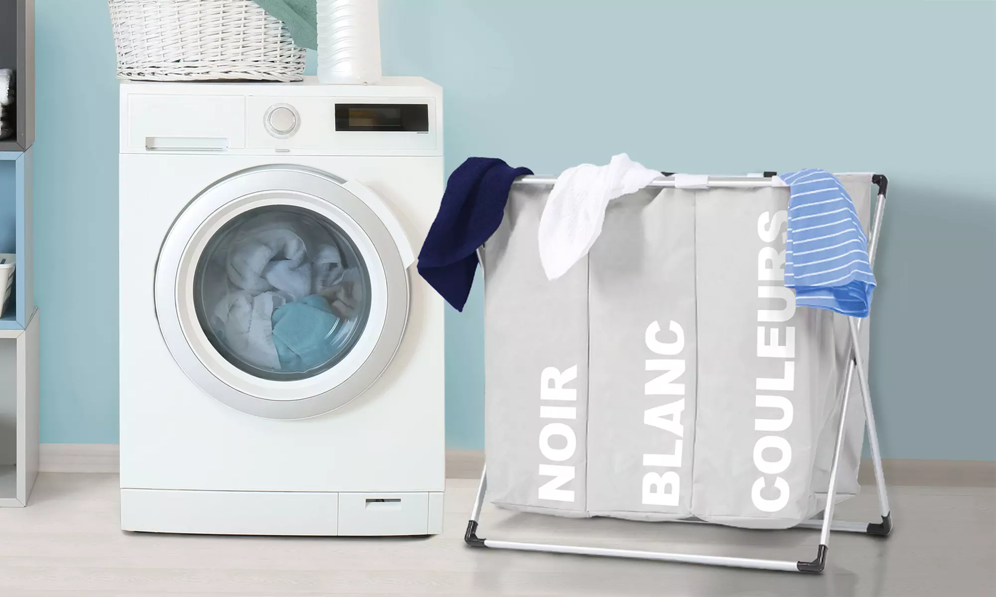 1 ou 2 paniers à linge avec 3 compartiments pour trier le linge - Primary Image