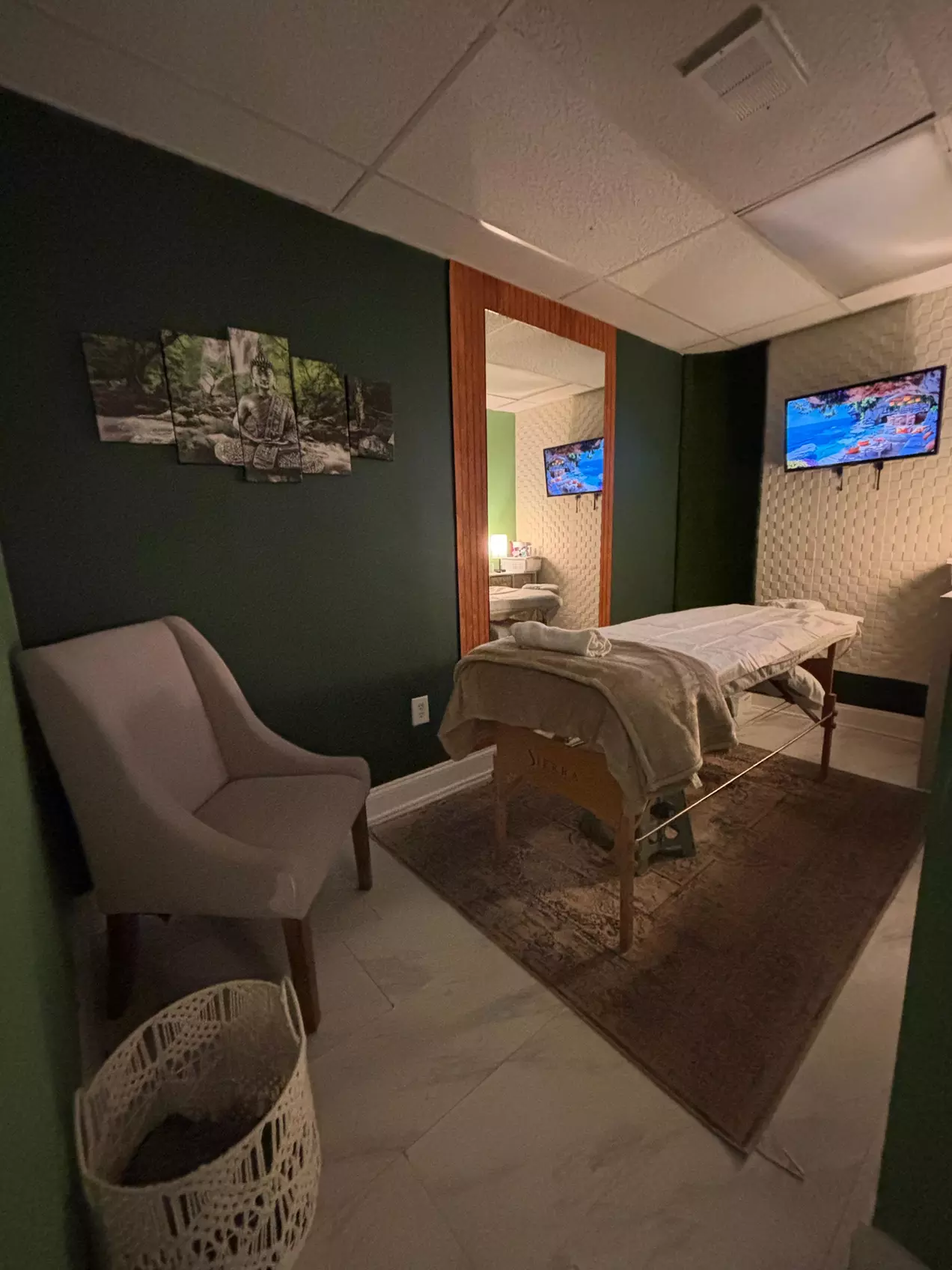 Unwind with a 60-Minute Full Body Massage 