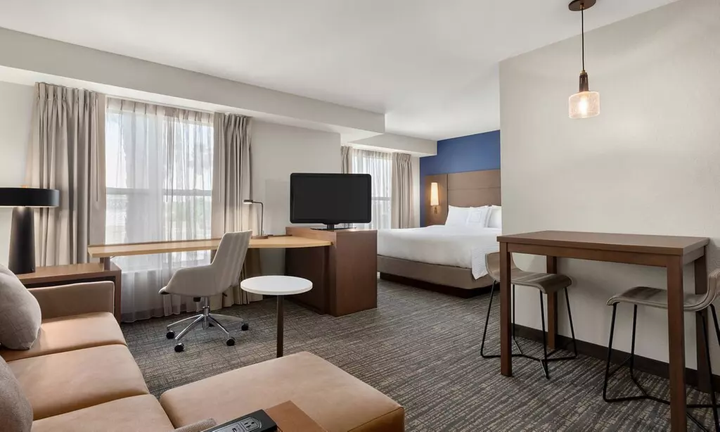 Extended-Stay Hotel in Antelope Valley with Spacious Suites 
