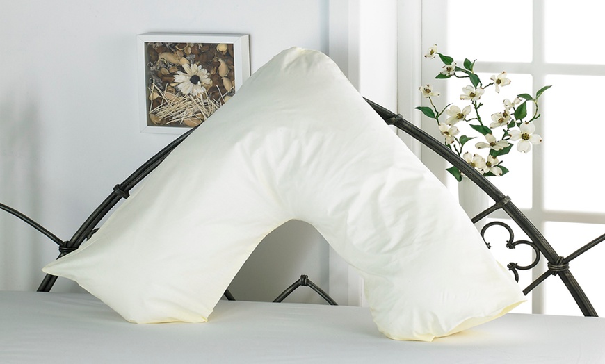 Image 2: V-Shaped Pillow with Cover