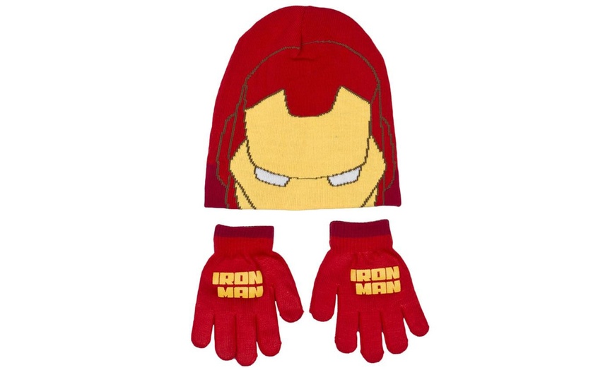 Image 2: Hat and Gloves Set