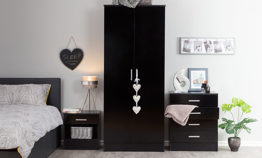 Image 9: Ellison Gloss Bedroom Collection