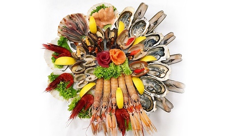 Menu di mare con dolce e vino per 2 o 4 persone al ristorante Polpo Patate (sconto fino a 41%)