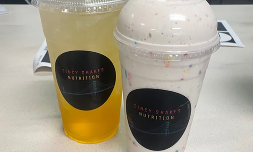 Image 3: BOGO or Free 16oz Basic Green Tea With Protein Shake Purchase