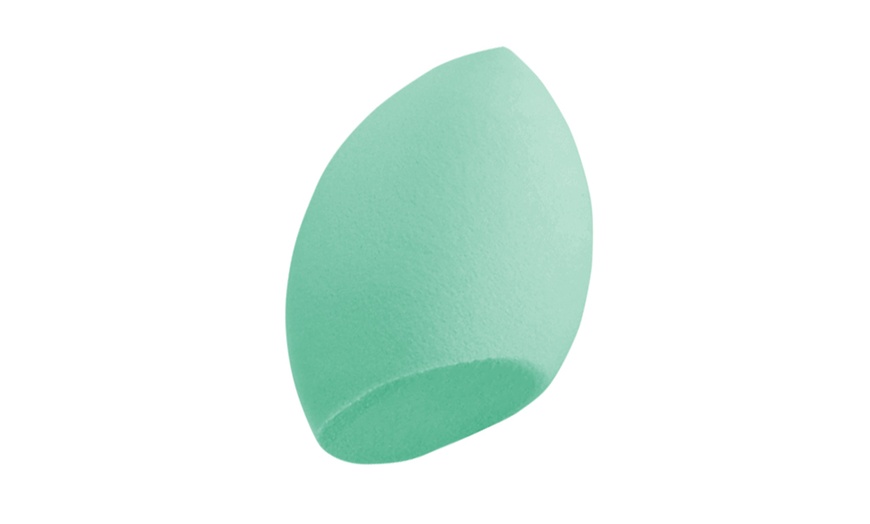 Image 5: Blending Sponge