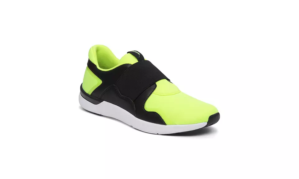 Jessica Simpson Fusto Women's Running Shoes (Size 6) - Primary Image