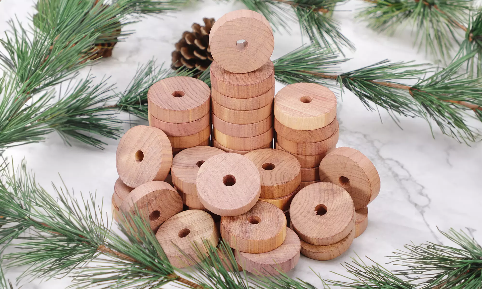 Vinsani 45-Piece Moth Repellent Drawer and Wardrobe Freshener Ring Set