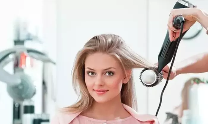 Jusqu'à 44% de remise sur Couleur / Reflets chez Complexe Hair And Coiff