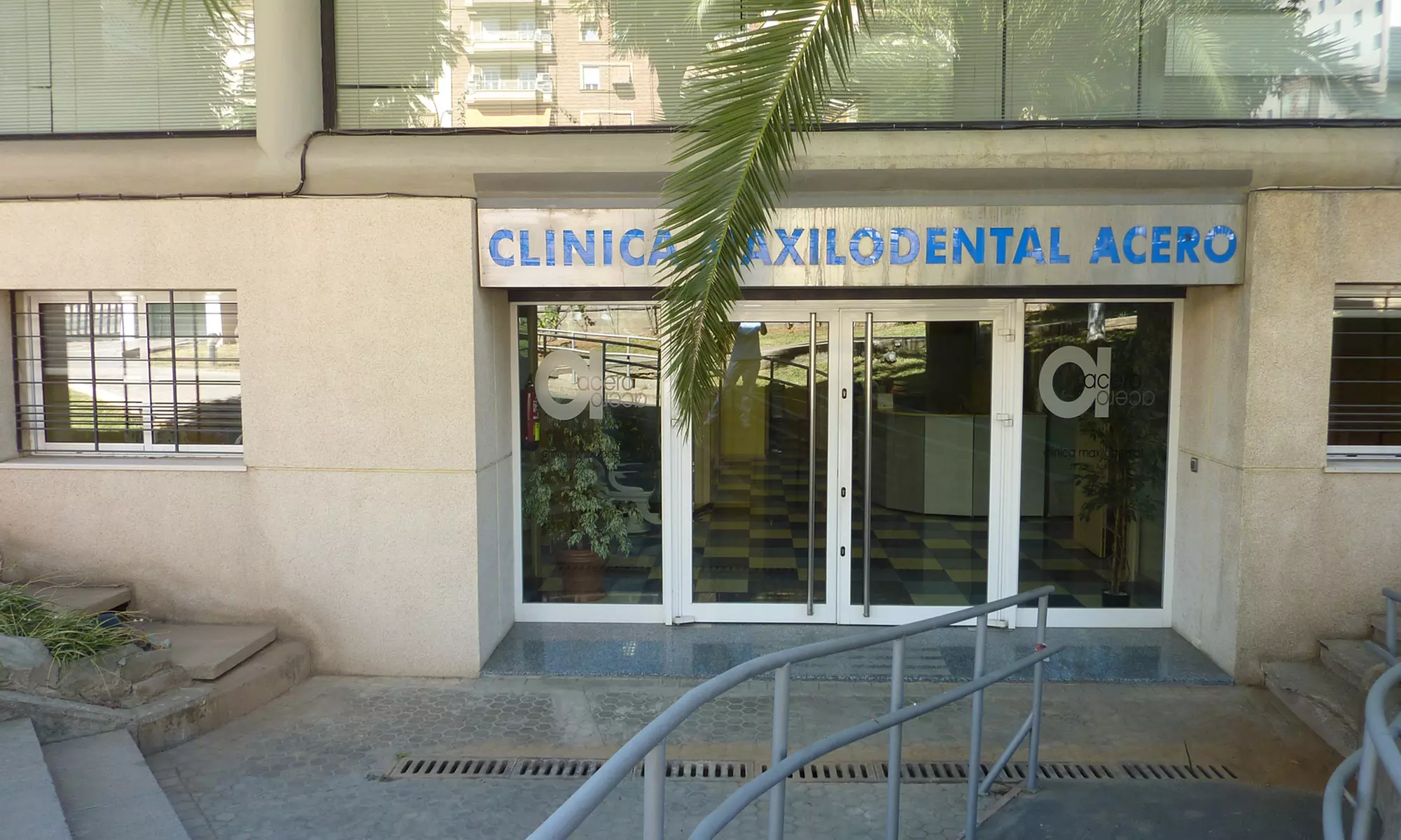 Infiltración relajante de músculos en entrecejo, frente y patas de gallo, con un retoque para 1 persona - Image 5