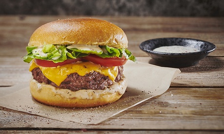 Menu burger simple au choix, 3 cheesy ball et 1 thé ou café pour 2 pers,. à 14,90 € chez Indépendance Burger Blagnac