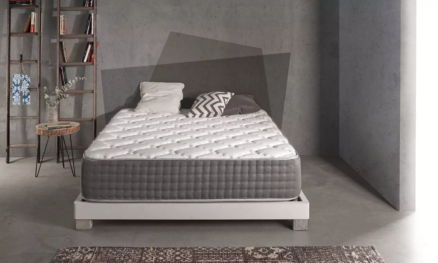 Memory-Foam-Matratze mit 11 Zonen in der Größe nach Wahl - Primary Image