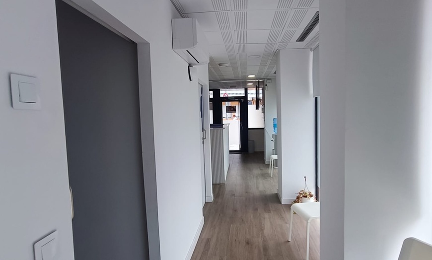 Image 8: Limpieza bucal con ultrasonidos con opción a curetaje de 1 o 2 arcadas