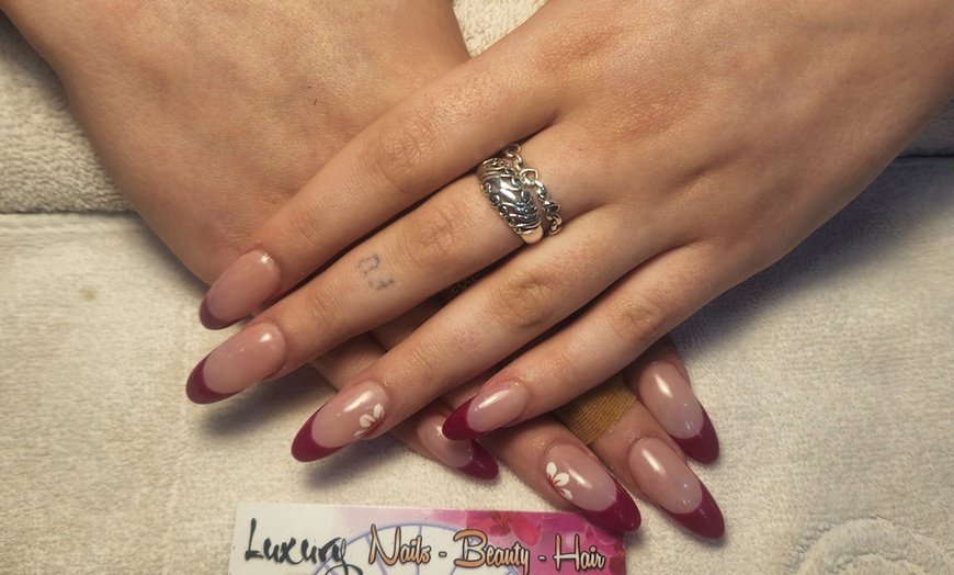 Image 2: Shellac Manicure and Pedicure