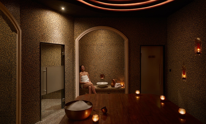 Image 2: Spa Treatment and Facilities