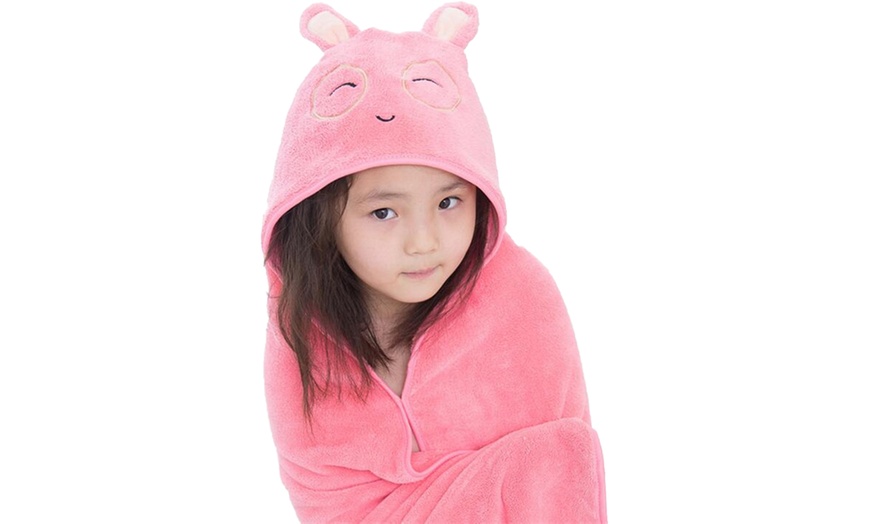 Image 2: Kids' Blanket Towel Hoodie