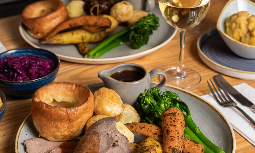 Image 5: Leinster Arms London - Pubsmith – Dine-In for 2 Experiences