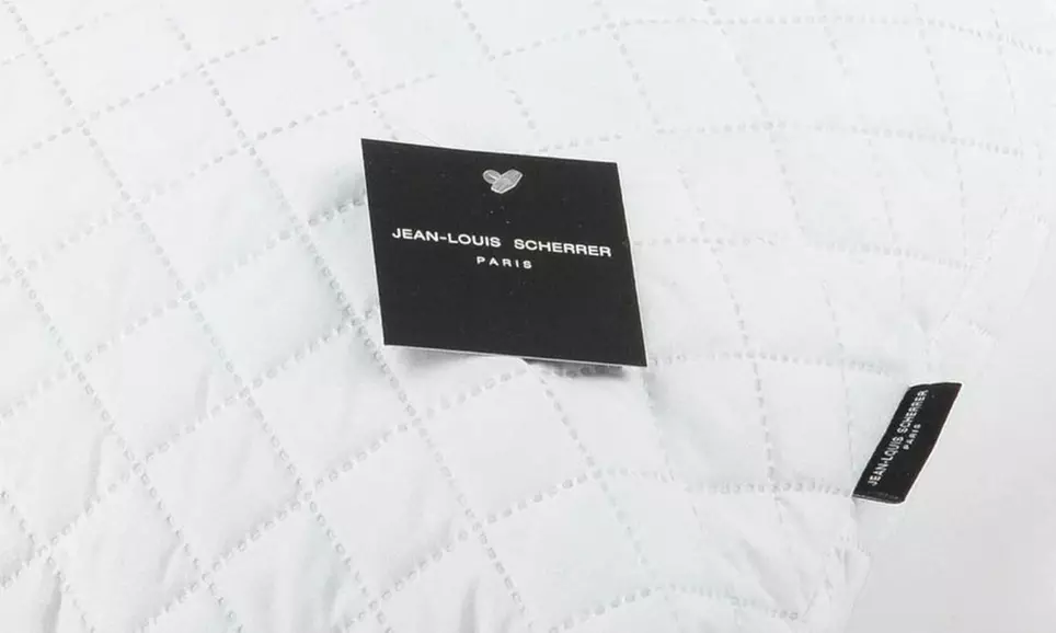 Lot de 2 oreillers à mémoire de forme de la marque Promo Linge