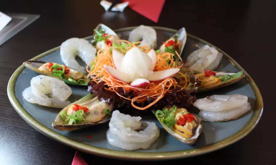 Koreanisches BBQ am Tisch