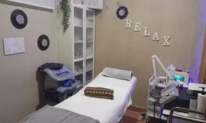 Primera puesta de uñas de gel o acrílicas talla S-M con diseño básico en Solhanyis Sena con hasta 58% menos