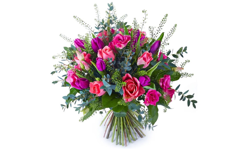 Image 5: 40% Off Towards Beautiful Flower Bouquets with Nationwide Delivery 