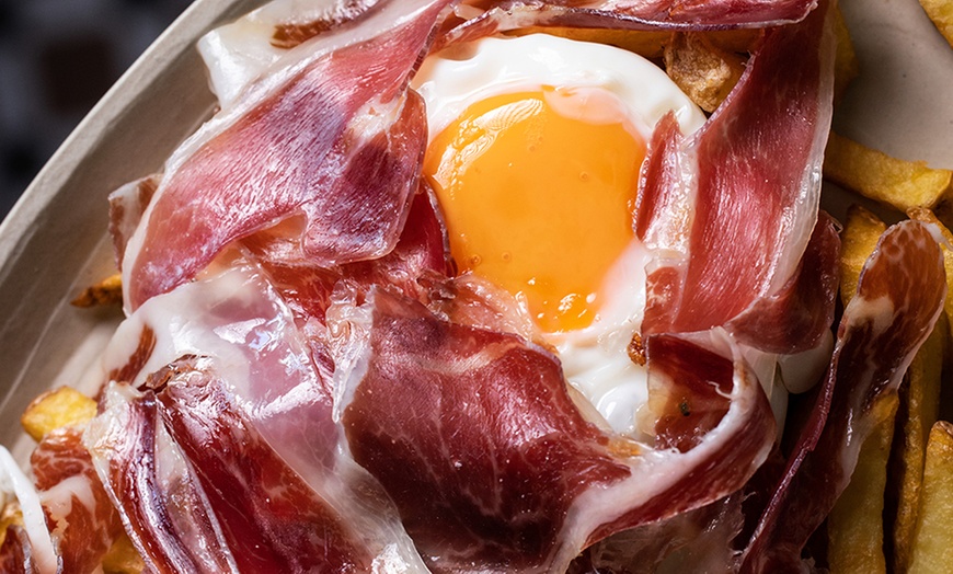 Image 5: Menú de parrillada o chuletón para 2 o 4 personas con postre y bebida