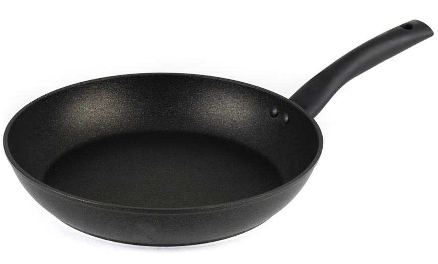 Image 12: Non-Stick Diamond Frying Pan