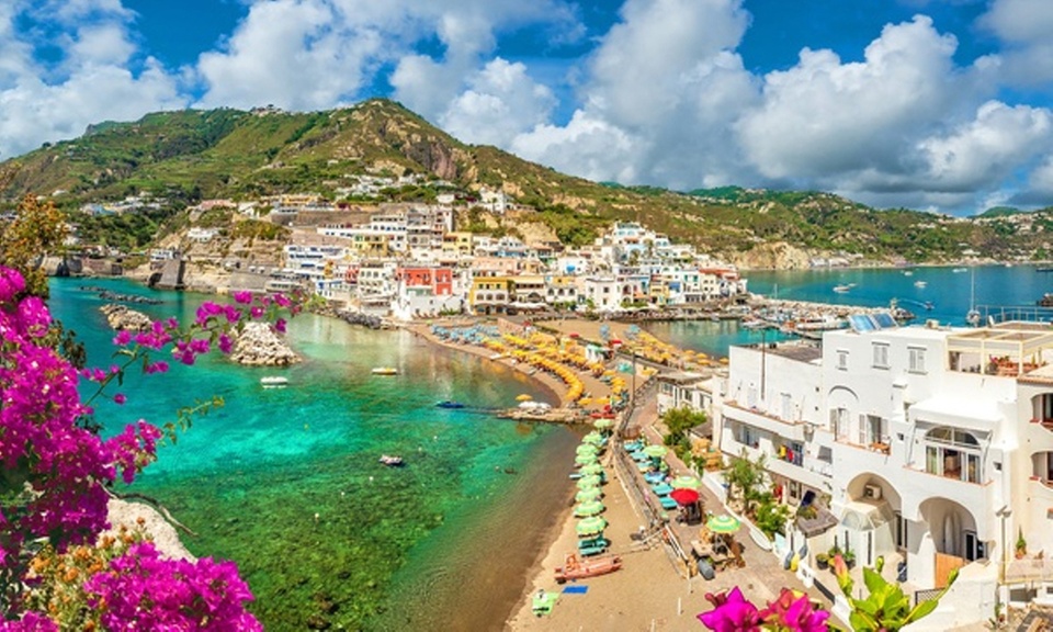 Ischia: camera matrimoniale Standard con mezza pensione