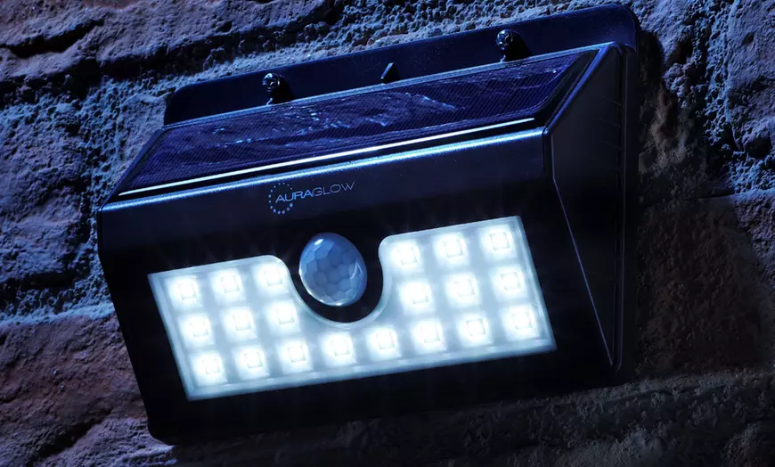 Image 6: Wireless Solar Security Light