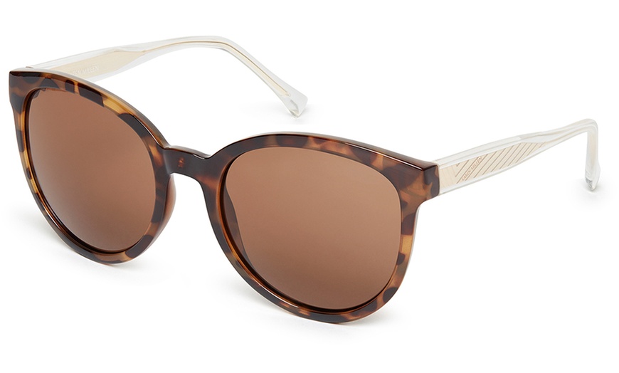 Image 7: Karen Millen Sunglasses