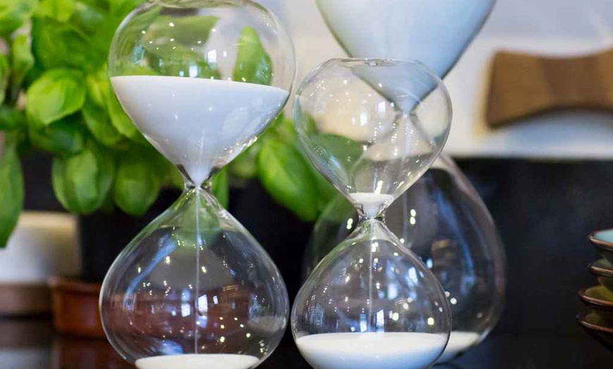 Image 6: Nicola Spring Kitchen Hourglass