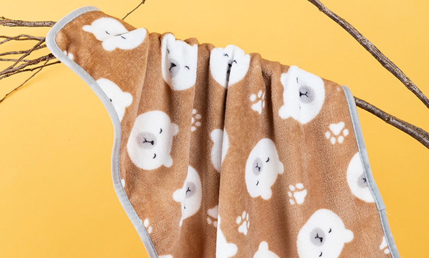 Image 3: Super Soft Boutique Flannel Fleece Pet Dog Blanket 