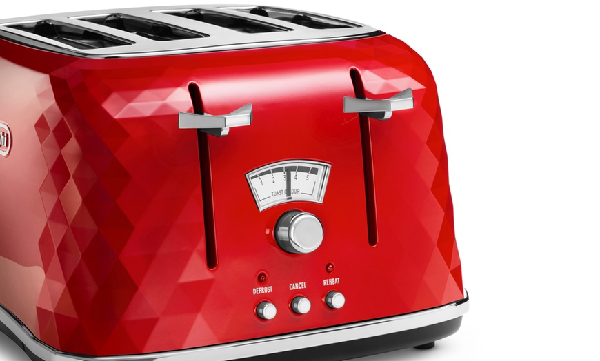 Image 3: DeLonghi Four-Slice Toaster