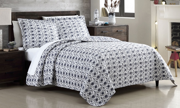 Holiday Home Collection Quilt Sets (3-Piece) | Groupon