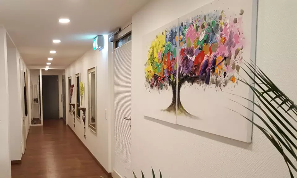 60 Min. Carbon-Peeling-Gesichtsbehandlung (Hollywood-Peeling)