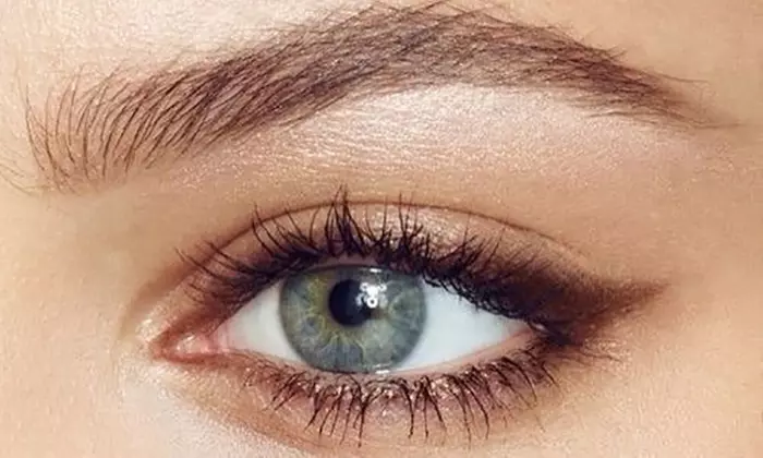 Microblading des sourcils avec l'institut La folie du regard (44% de remise) - Primary Image