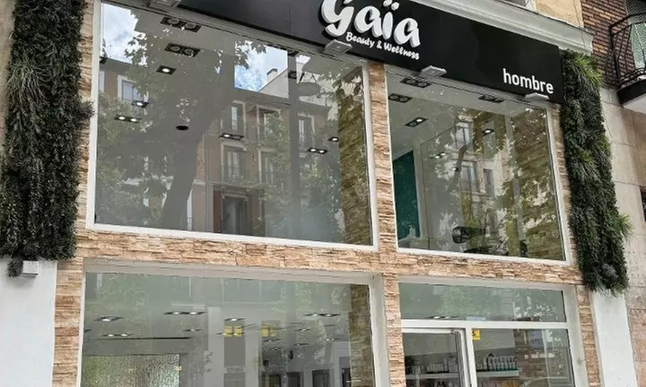 Sesión de peluquería con lavado, corte, tinte o mechas y peinado