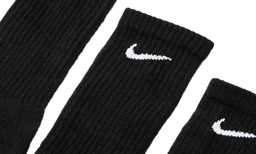 Image 10: Three Pairs of Nike Mens Everyday Socks  