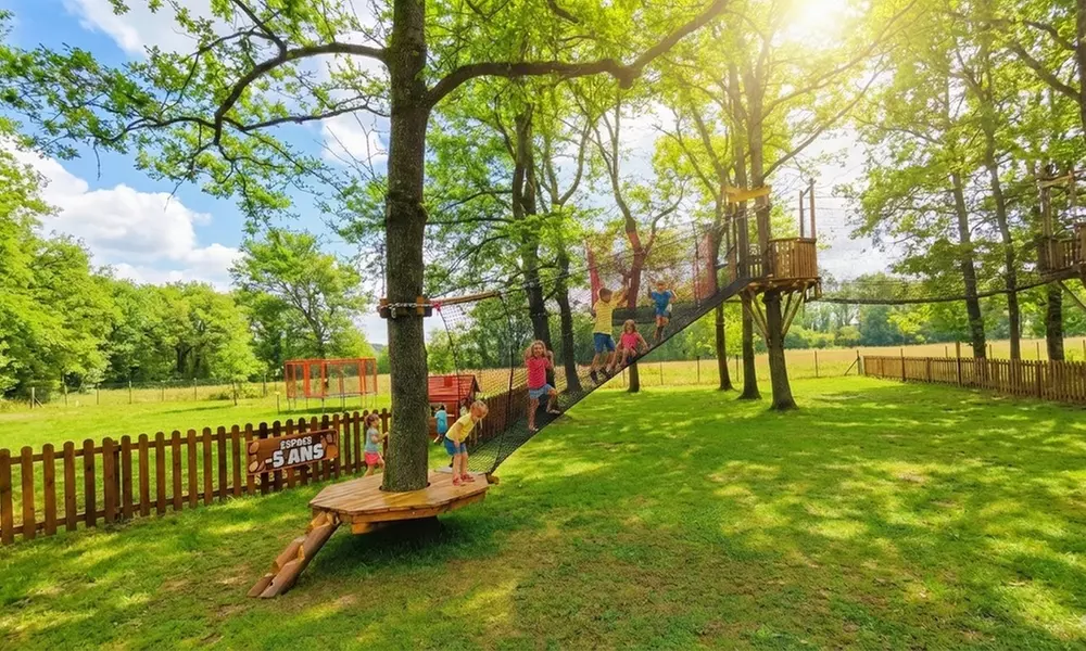 Entrée parc enfants avec accro-filet Loupisco Aventure au Loupisco Park près de Lyon (jusqu'à 48% de remise)