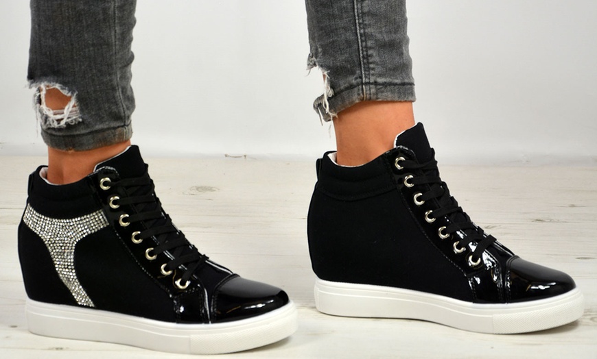 Image 4: Women's Studded High Top Trainers