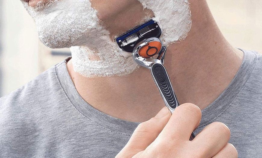 Image 2: Gillette Pro Glide Razor