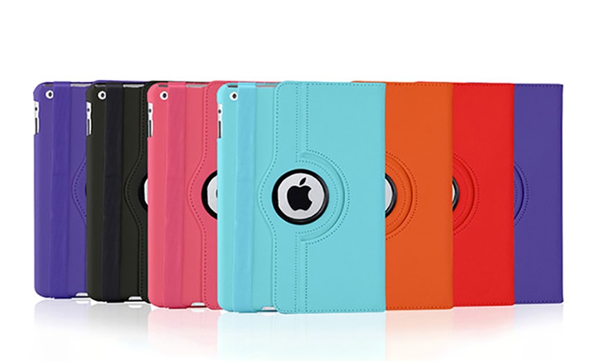 Image 2: Rotating Case for iPad