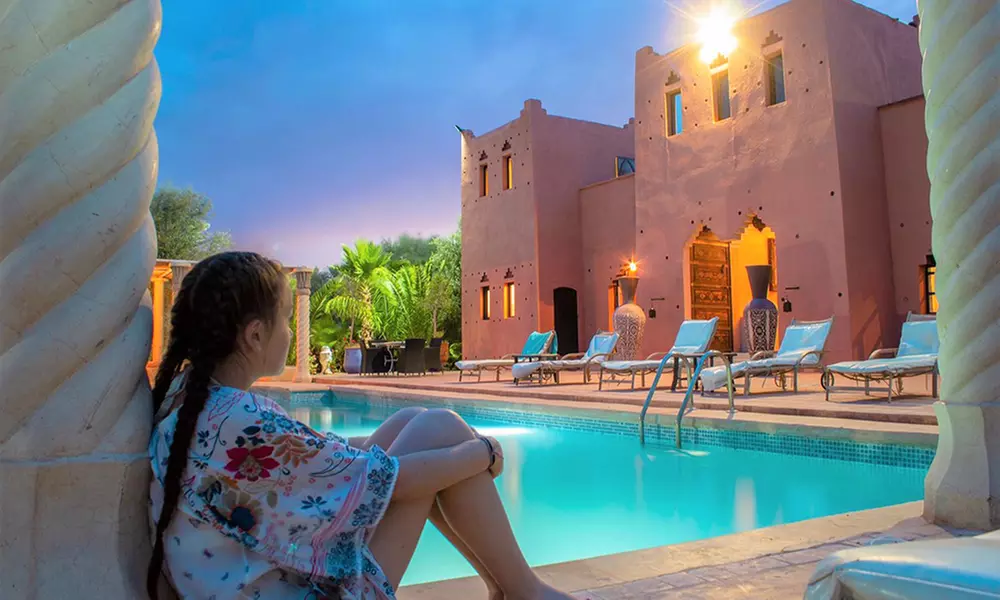 Marrakech: chambre Double/Triple, demi-pension, options transferts et balade en dromadaire pour 2 ou 3 au Kasbah Chwiter - Primary Image