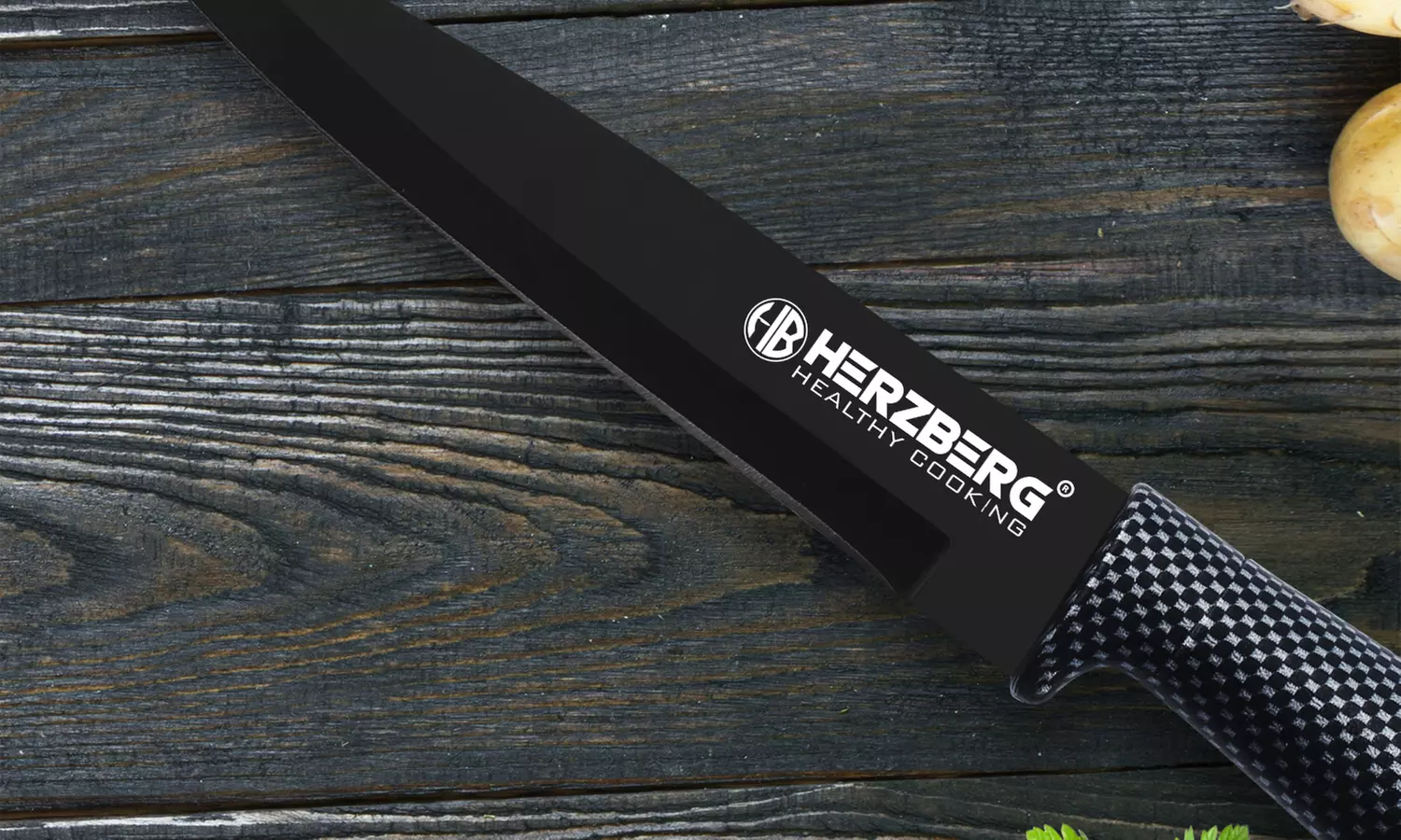 Ensemble 8 pièces avec couteaux, aiguiseur, ciseaux et support