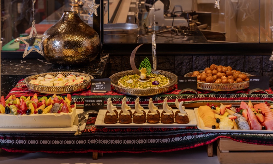 Image 3: Enjoy & Savor Ramadan Iftar Buffet Dinner for Up to Six People 