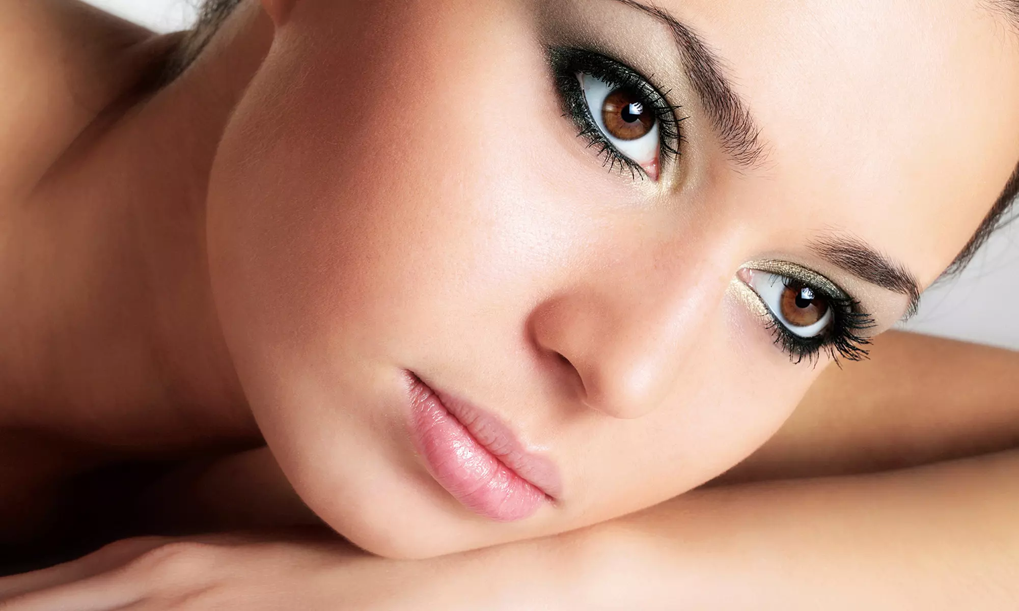 One, Two, or Three Eyebrow Threadings at Brow Designs (Up to 58% Off) - Primary Image