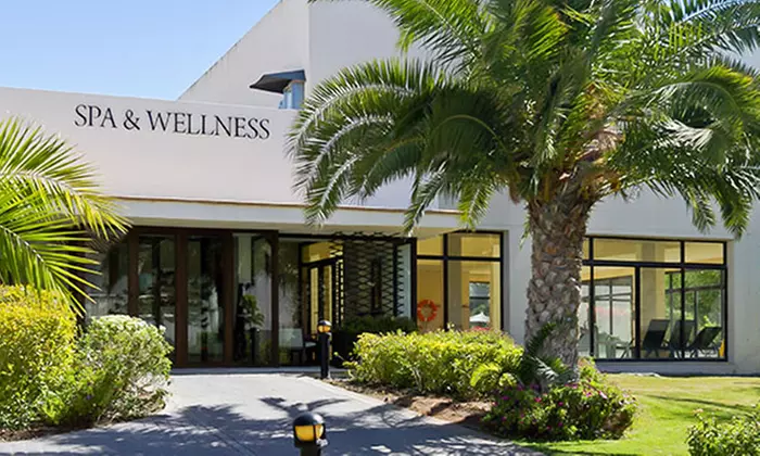 ¡Relájate y disfruta! ¡Día de spa para 2 con masaje y cava!