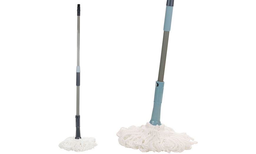 Image 1: Extendable Microfibre Floor Mop