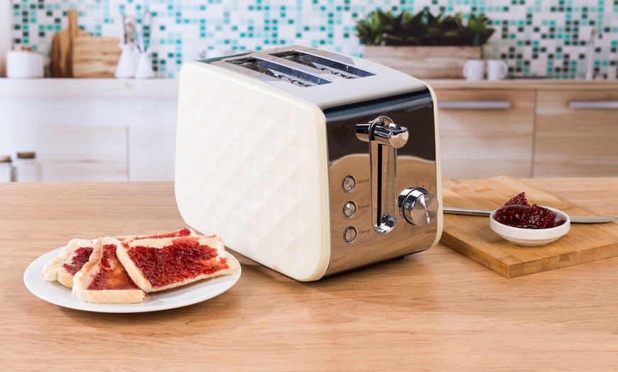 Up To 49% Off Salter Toaster And Kettle Set | Groupon