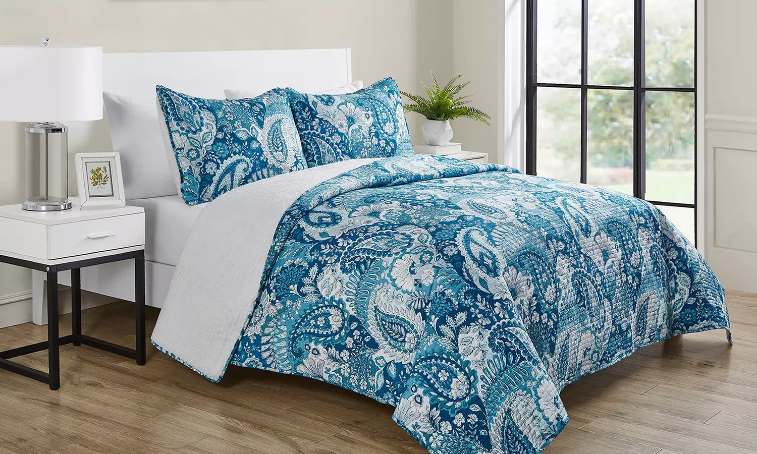 Printed Reversible to Sherpa Quilt Set (2- or 3-Piece) - Primary Image