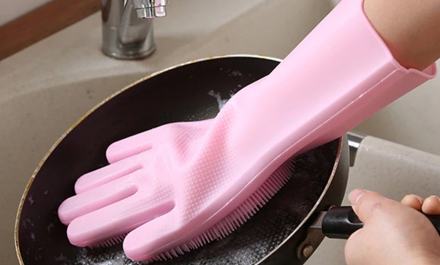 Image 4: Reusable Silicone Gloves